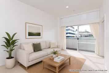 37/8 Clayton Street, Newmarket