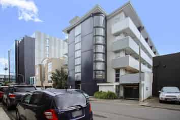 37/8 Clayton Street, Newmarket