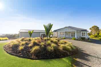 102E McGregor Road, Clevedon