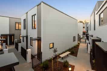87/24 Taylors Rd, Mount Albert