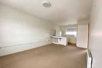 8/223 Grey Street, Hamilton East