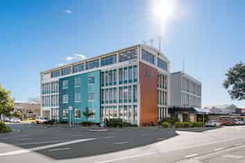 Elevated CBD Office 400m² – 800m² with Lift Access