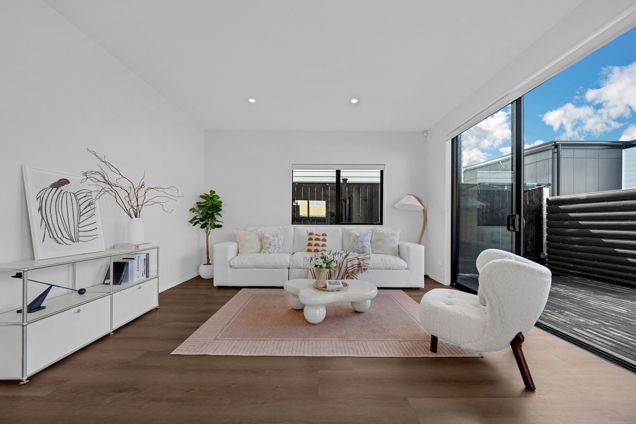 Modern Freehold 4 Beds + Study in Macleans Zone - Vista 4