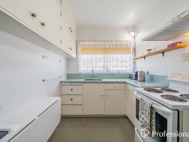 3/1079 High Street, Taita