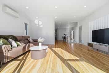 2/65 Francis Street, Hauraki