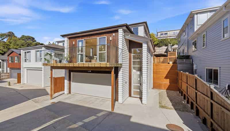 2/65 Francis Street, Hauraki