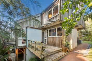 26 McDowell Crescent, Hillcrest