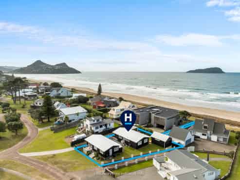 20A & 20B Champion Place, Pauanui