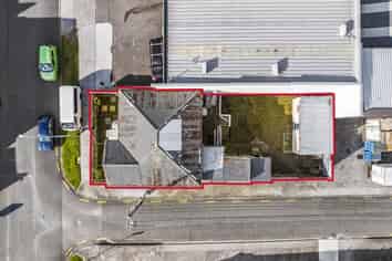 Seriously for sale! Mixed Use corner site