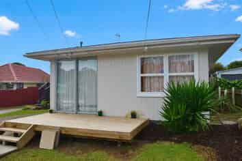 52A Friedlanders Road, Manurewa