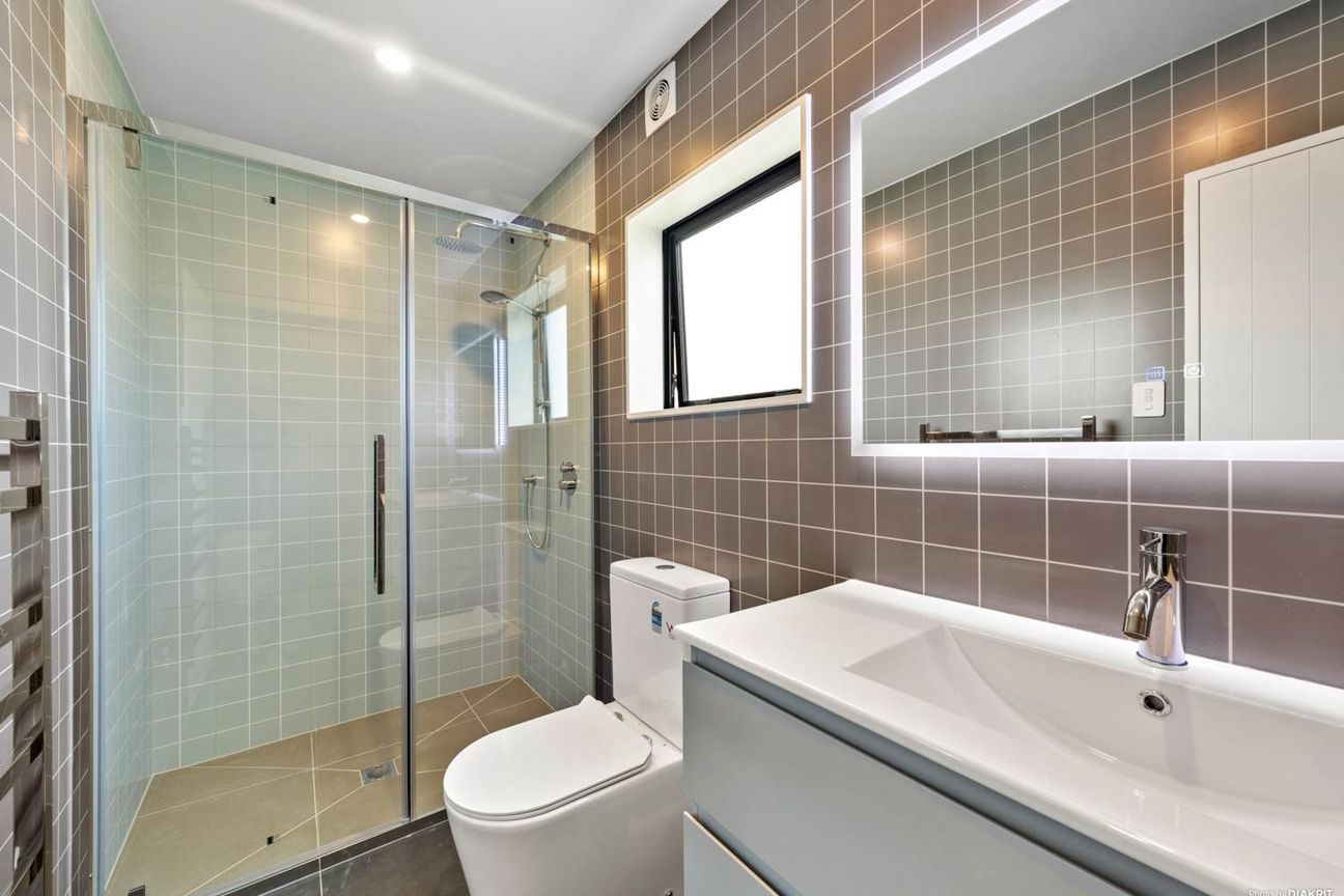 Affordable & Quality 4-Bedroom Family Living – další