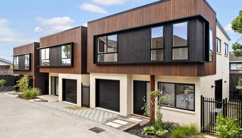 11D Rene Place, Sunnyhills