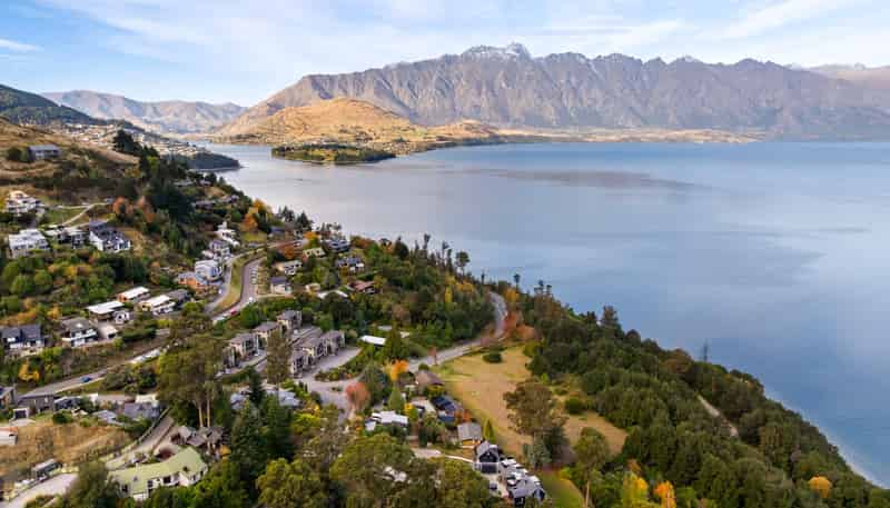 2/83 Arawata Terrace, Sunshine Bay