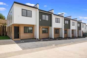 25 Mata Lane, Stanmore Bay