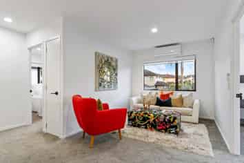 1 Coachman Drive, Flat Bush