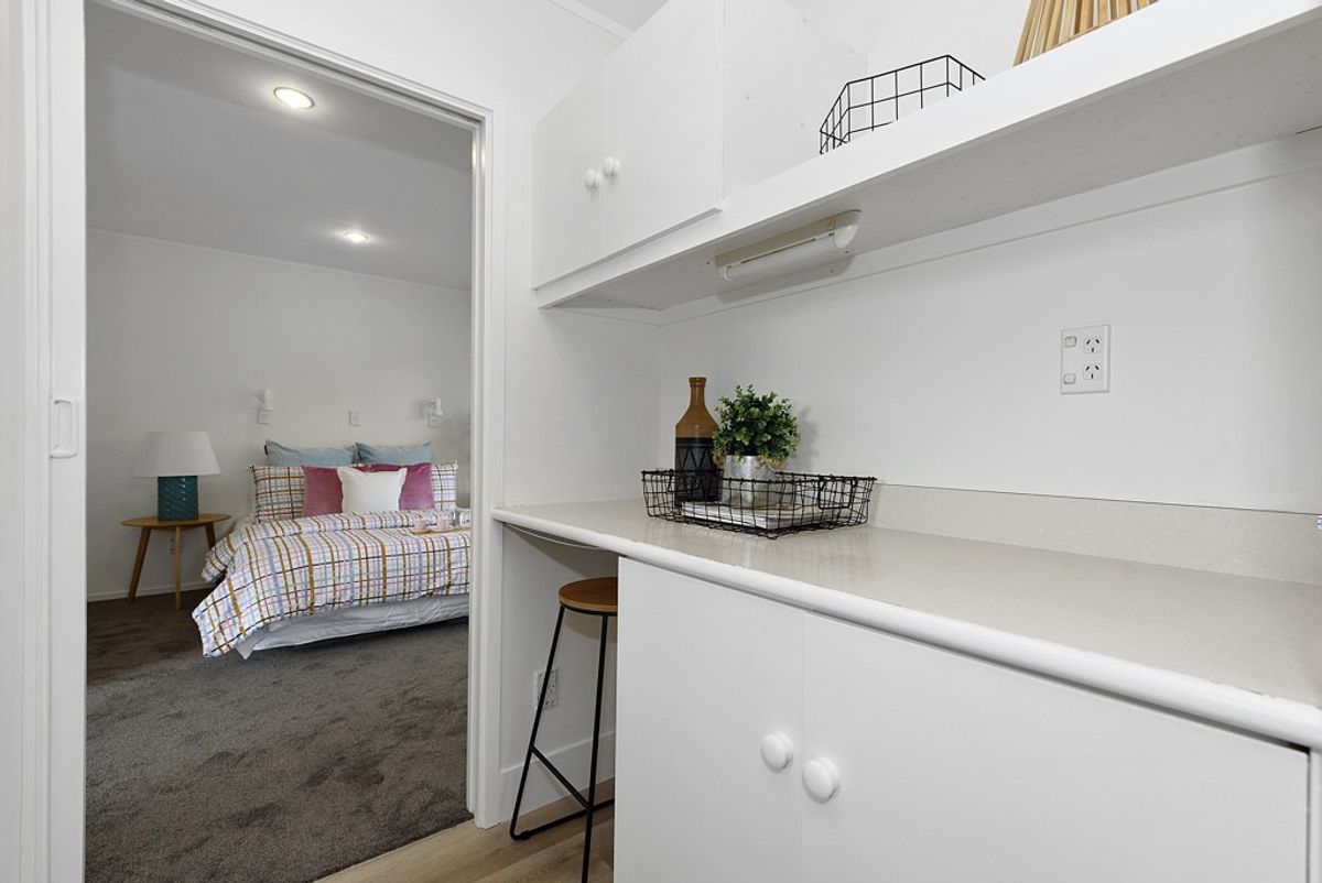 Stunning, Fully Furnished, One Bedroom in Hamilton East - Ansicht 4