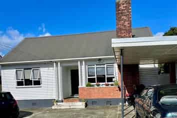 35 Cairnfield Road, Kensington