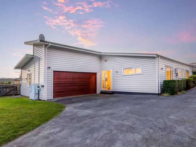 21 Tasman Close, Aotea