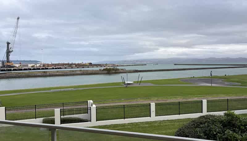 9/100 Customhouse Street , Gisborne