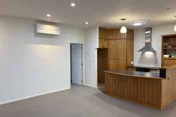9/100 Customhouse Street , Gisborne