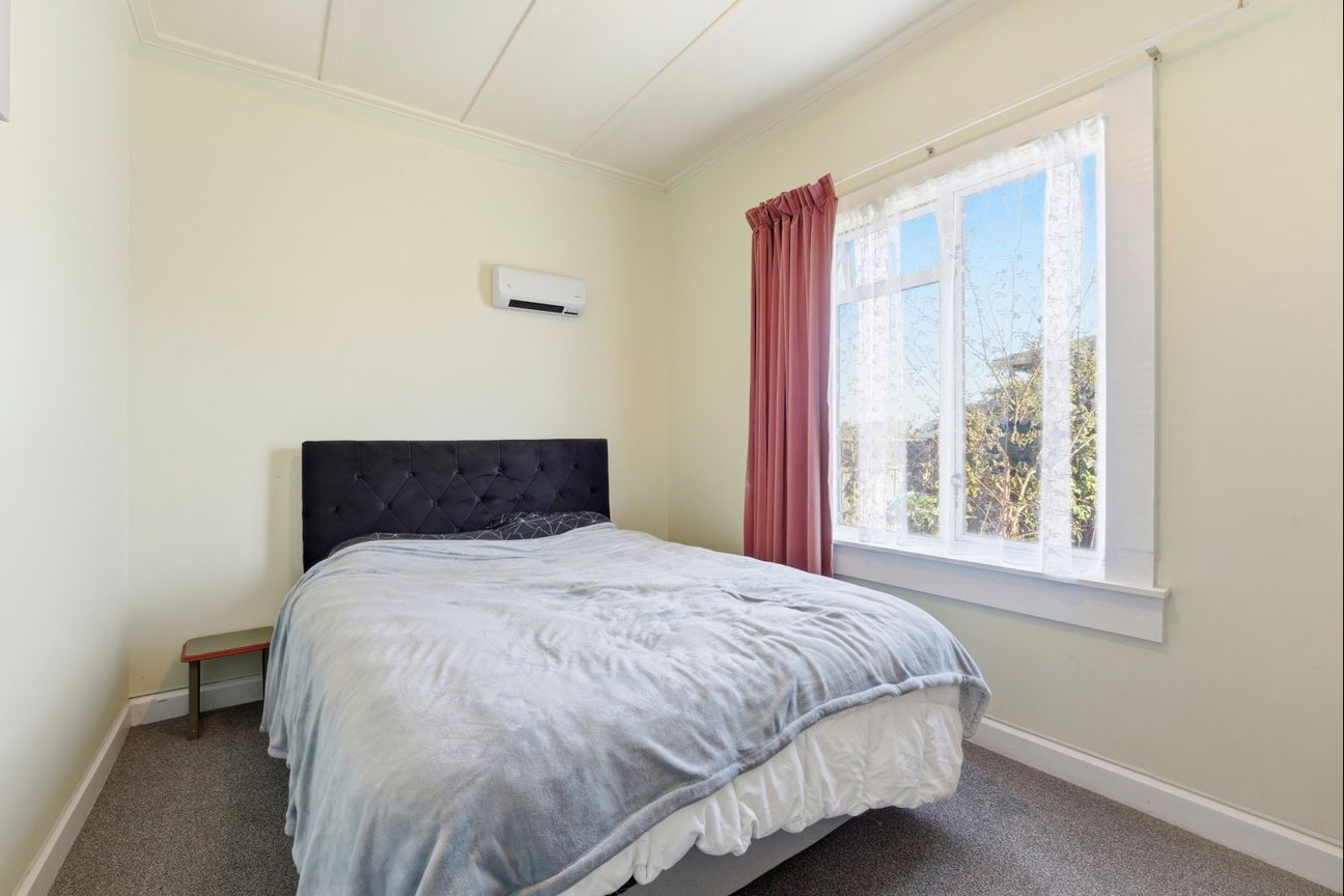 A beauty on Bignell - Vista 5