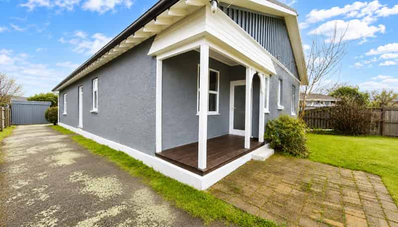 102 Middle Road, Allenton