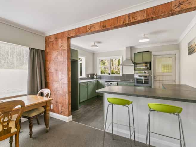 52 Kenmore Street, Newlands