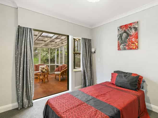52 Kenmore Street, Newlands
