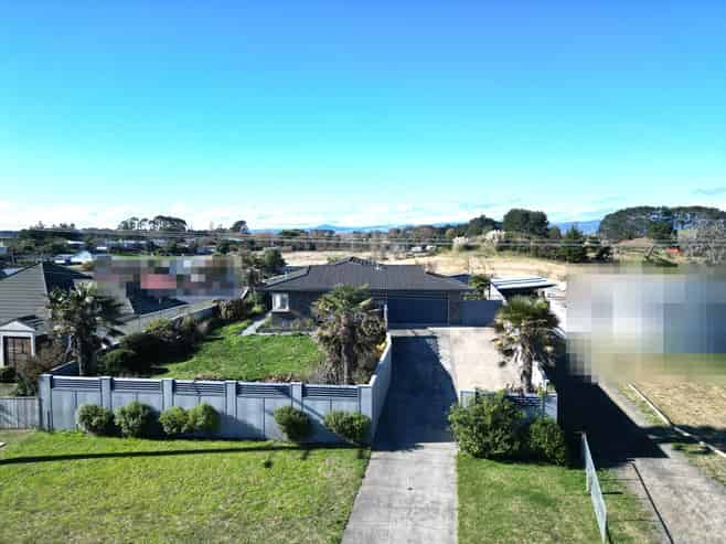 8 Brown Street, Foxton