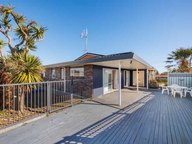 8 Brown Street, Foxton