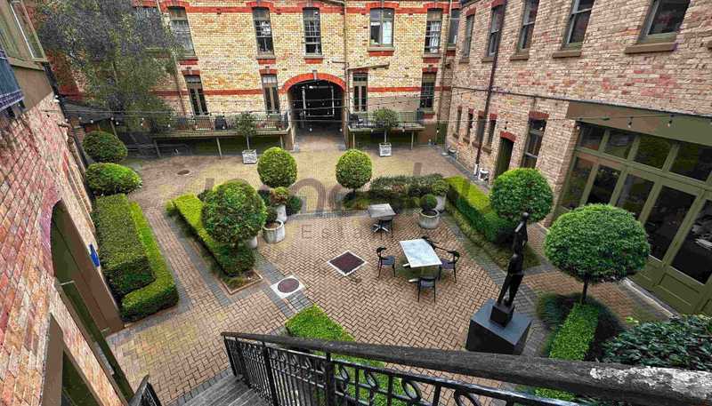 1 Beresford Square, Auckland Central