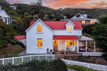 34 Cressy Terrace, Lyttelton