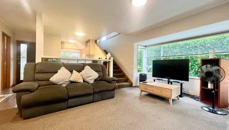 1/90 Gladstone Road, Parnell