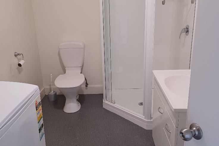 HUGE 7-BEDROOM CBD STUDENT FLAT – WALK TO UNI, HOS - Ansicht 6