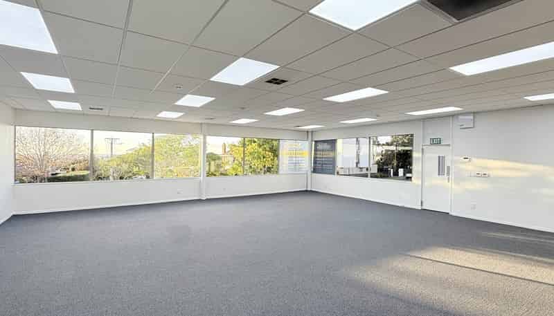 33 Saint Johns Road, Meadowbank