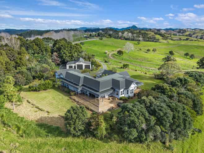 78 Houto Road, Titoki