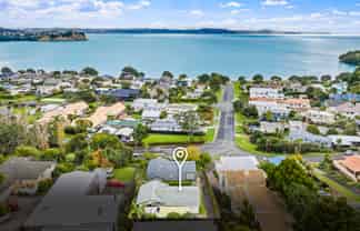 2/25 Beach Road, Manly