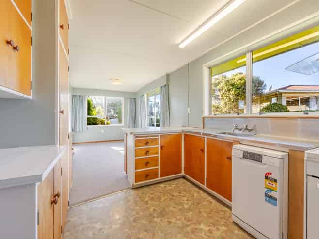14 McLean Terrace, Waipukurau