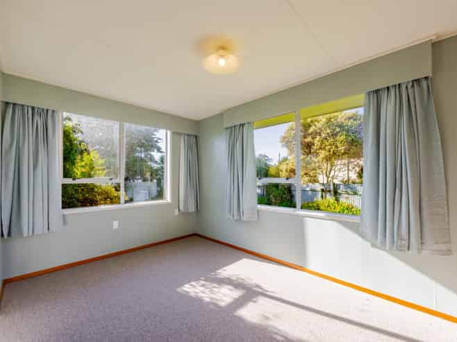 14 McLean Terrace, Waipukurau