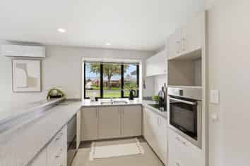12 Hatfield Place, Avonhead