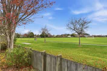 12 Hatfield Place, Avonhead