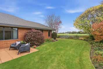 12 Hatfield Place, Avonhead
