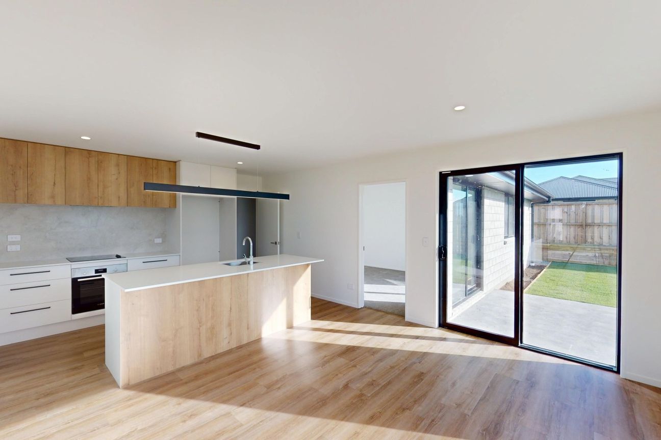 Move In & Love It! Brand New with Space & Style - Vista 3