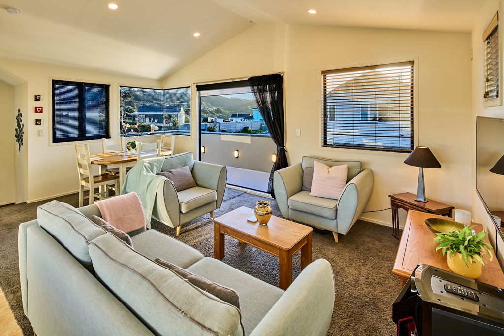 BEO $649,000 - Hard to beat location 2