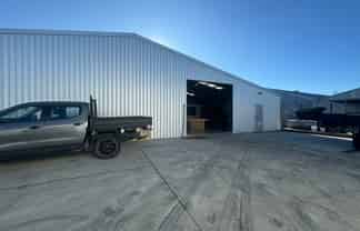 Modern Onekawa Warehouse
