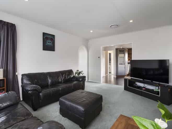 14 Dampier Avenue, Awapuni