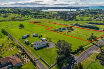 252 Clifton Road, Whitford