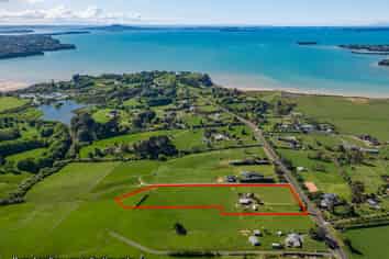 252 Clifton Road, Whitford