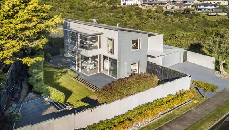 7 Pikitanga Close, Tawa