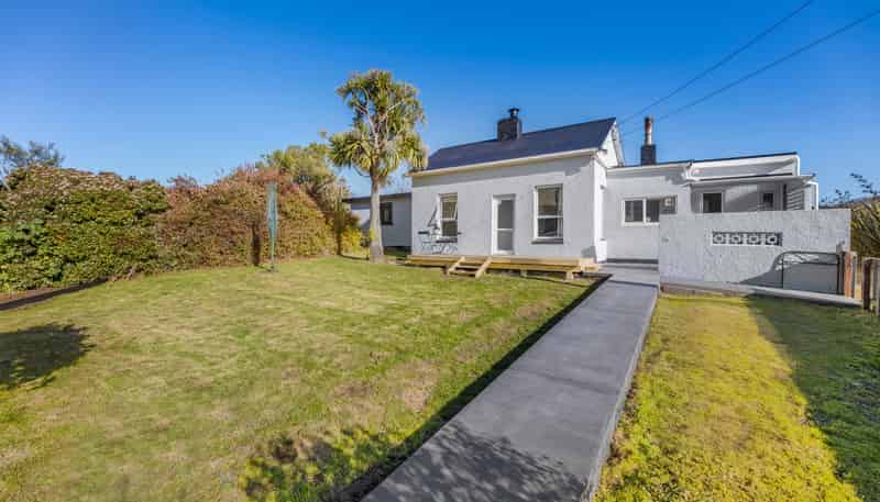 10 North Taieri Road, Abbotsford